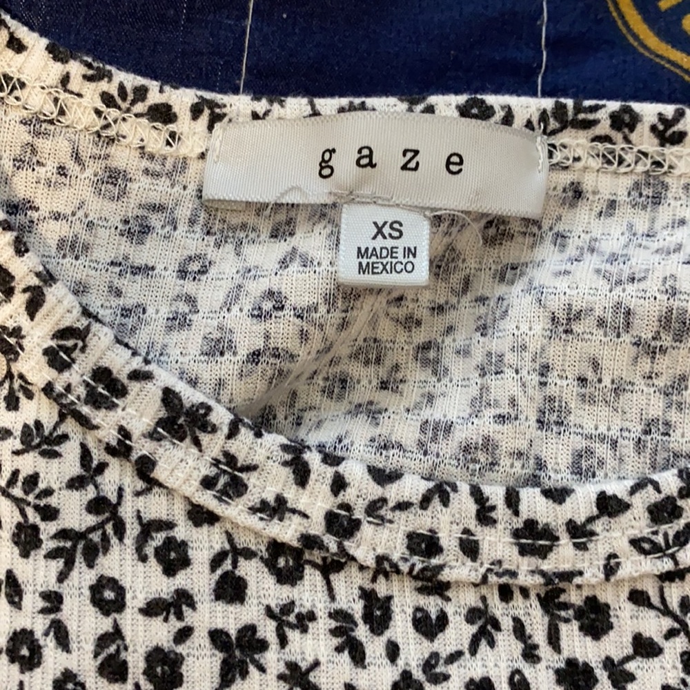 Soft Tee - Picture 2 of 3